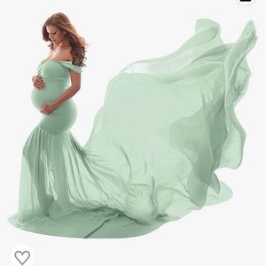 Maternity gown for photoshoot